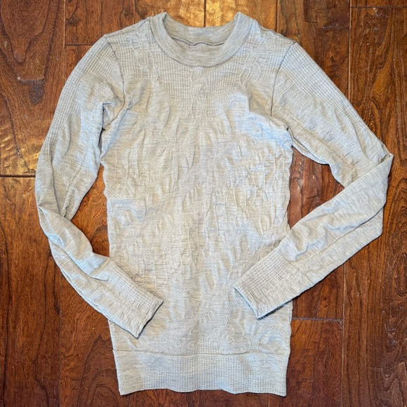 Athleta Tan/Khaki Long Sleeve Top M - Picture 1 of 8